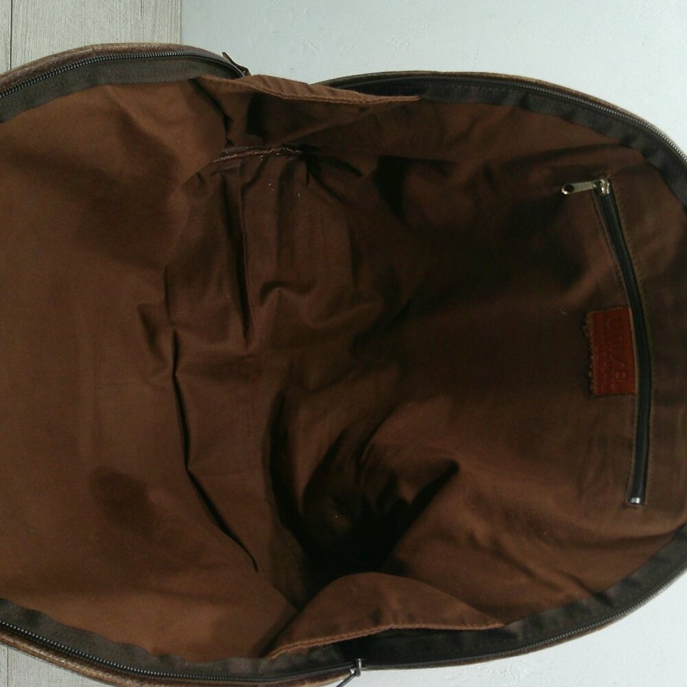 Unisa Rare Leather Vintage Large 16' Half Moon Shoulder Bag Purse Pocketbook - Picture 7 of 11